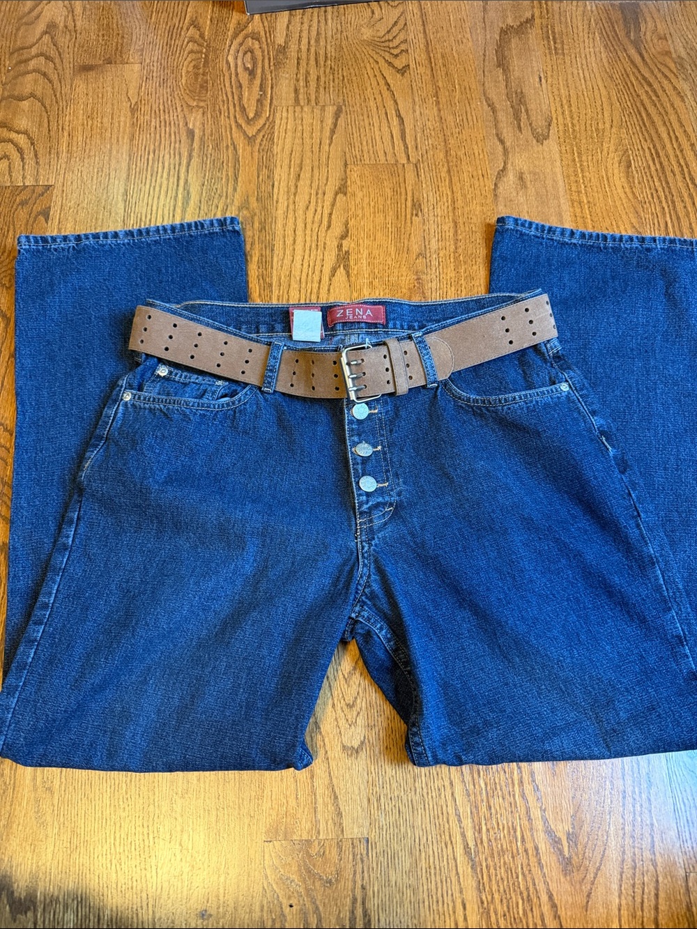 ZENA bootcut button fly jeans with belt - NWOT - VINTAGE size 12 (see meas.)